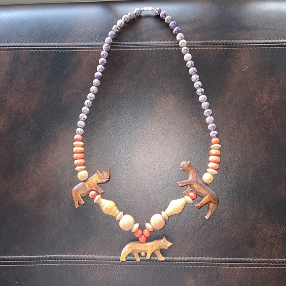 Wood & Manmade Materials Barrel Clasp Necklace - Picture 11 of 11